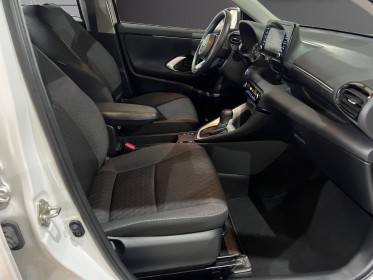 Toyota yaris hybride my22 dynamic  116h occasion avignon (84) simplicicar simplicibike france