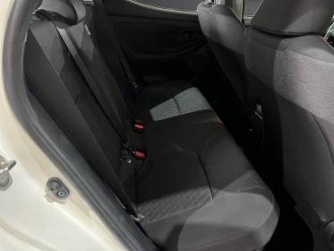 Toyota yaris hybride my22 dynamic  116h occasion avignon (84) simplicicar simplicibike france