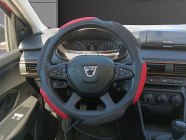 Dacia sandero 1.0tce 90ch stepway essentiel  capteurs ar / bluethooth occasion réunion ville st pierre simplicicar...