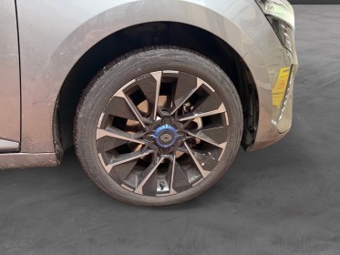 Renault clio v nouvelle e-tech full hybrid 145 esprit alpine carplay full catalogue garantie renault 12 mois occasion...