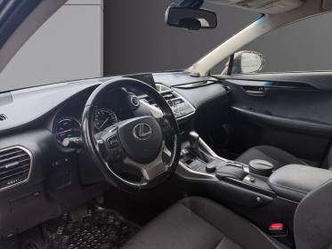 Lexus nx 300h 2.5 hybrid camera de recul régulateur de vitesse démarrage sans clé  entretien lexus garantie 12 mois...