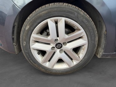 Renault clio v e-tech 140 business carplay full entretiens renault garantie 12 mois renault ct ok occasion simplicicar le...