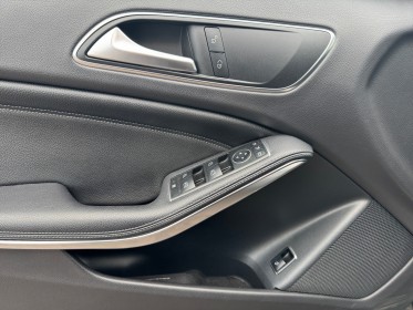 Mercedes gla 180 7-g dct inspiration  toit panoramique  coffre electrique  full cuir  garantie 12 mois occasion simplicicar...