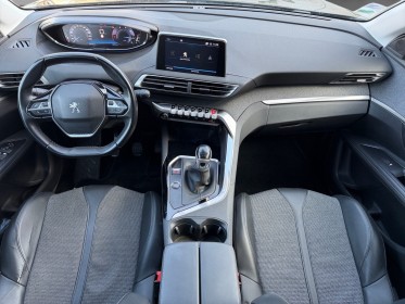 Peugeot 3008 bluehdi 130ch ss bvm6 allure - sièges chauffants - caméra - feux led occasion simplicicar salon de provence...