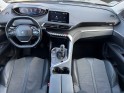 Peugeot 3008 bluehdi 130ch ss bvm6 allure - sièges chauffants - caméra - feux led occasion simplicicar salon de provence...