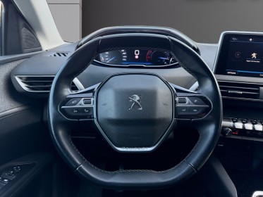 Peugeot 3008 bluehdi 130ch ss bvm6 allure - sièges chauffants - caméra - feux led occasion simplicicar salon de provence...