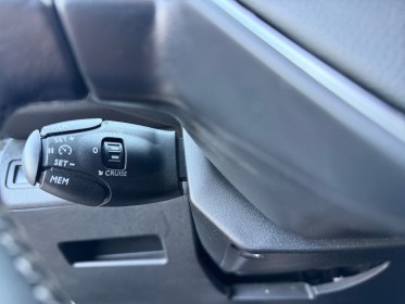 Peugeot 3008 bluehdi 130ch ss bvm6 allure - sièges chauffants - caméra - feux led occasion simplicicar salon de provence...