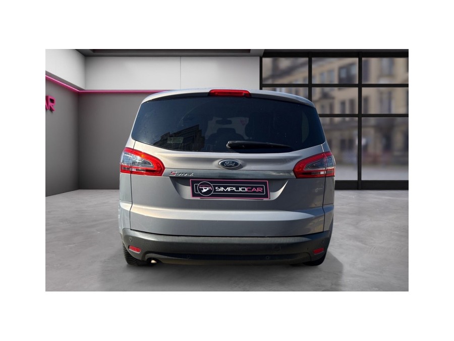 FORD d'occasion S-MAX Titanium de 2011 Nice (06)﻿