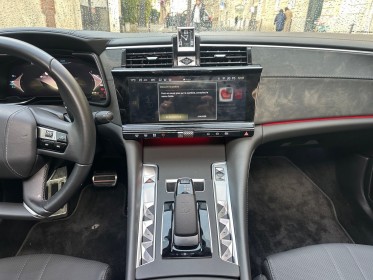 Ds ds 9 hybride e-tense 360 4x4 opera  commandes vocales /ecran tactile /palettes changement vitesses au volant /caméra...