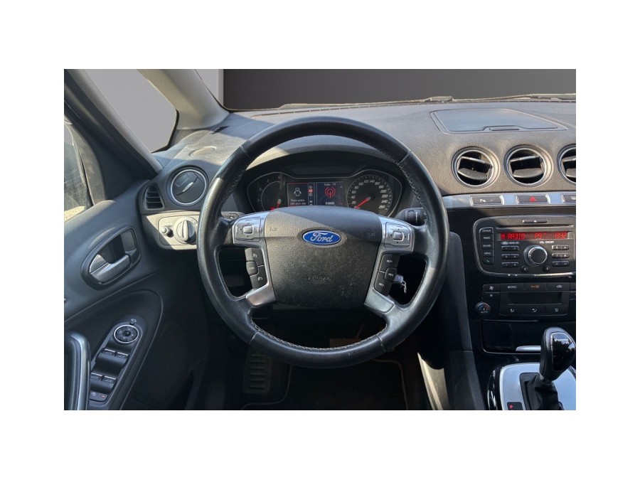 FORD d'occasion S-MAX Titanium de 2011 Nice (06)﻿