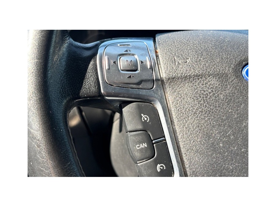 FORD d'occasion S-MAX Titanium de 2011 Nice (06)﻿