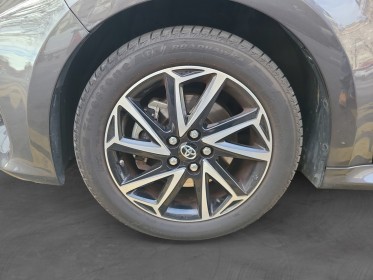 Toyota yaris cross hybride my21 116h 2wd design occasion paris 17ème (75)(porte maillot) simplicicar simplicibike france