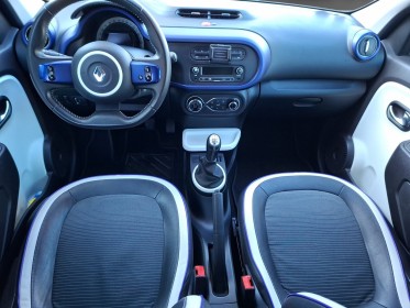 Renault twingo iii 1.0 70 ch cosmic - climatisation auto - bluetooth - toit ouvrant occasion champigny-sur-marne (94)...
