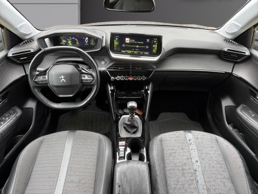 Peugeot 208 bluehdi 100 ss bvm6 allure carplay caméra entretien complet garantie 12 mois occasion simplicicar poitiers...