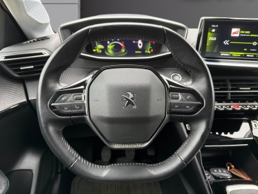 Peugeot 208 bluehdi 100 ss bvm6 allure carplay caméra entretien complet garantie 12 mois occasion simplicicar poitiers...