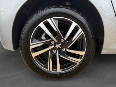 Peugeot 208 bluehdi 100 ss bvm6 allure carplay caméra entretien complet garantie 12 mois occasion simplicicar poitiers...